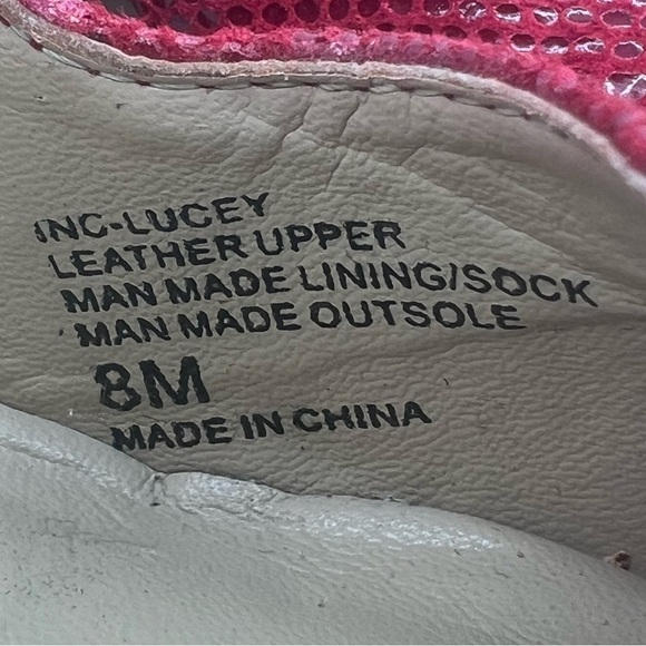 INC International Concepts Red Lucey Embossed Platform Pumps Size 8 Women's - Picture 4 of 11